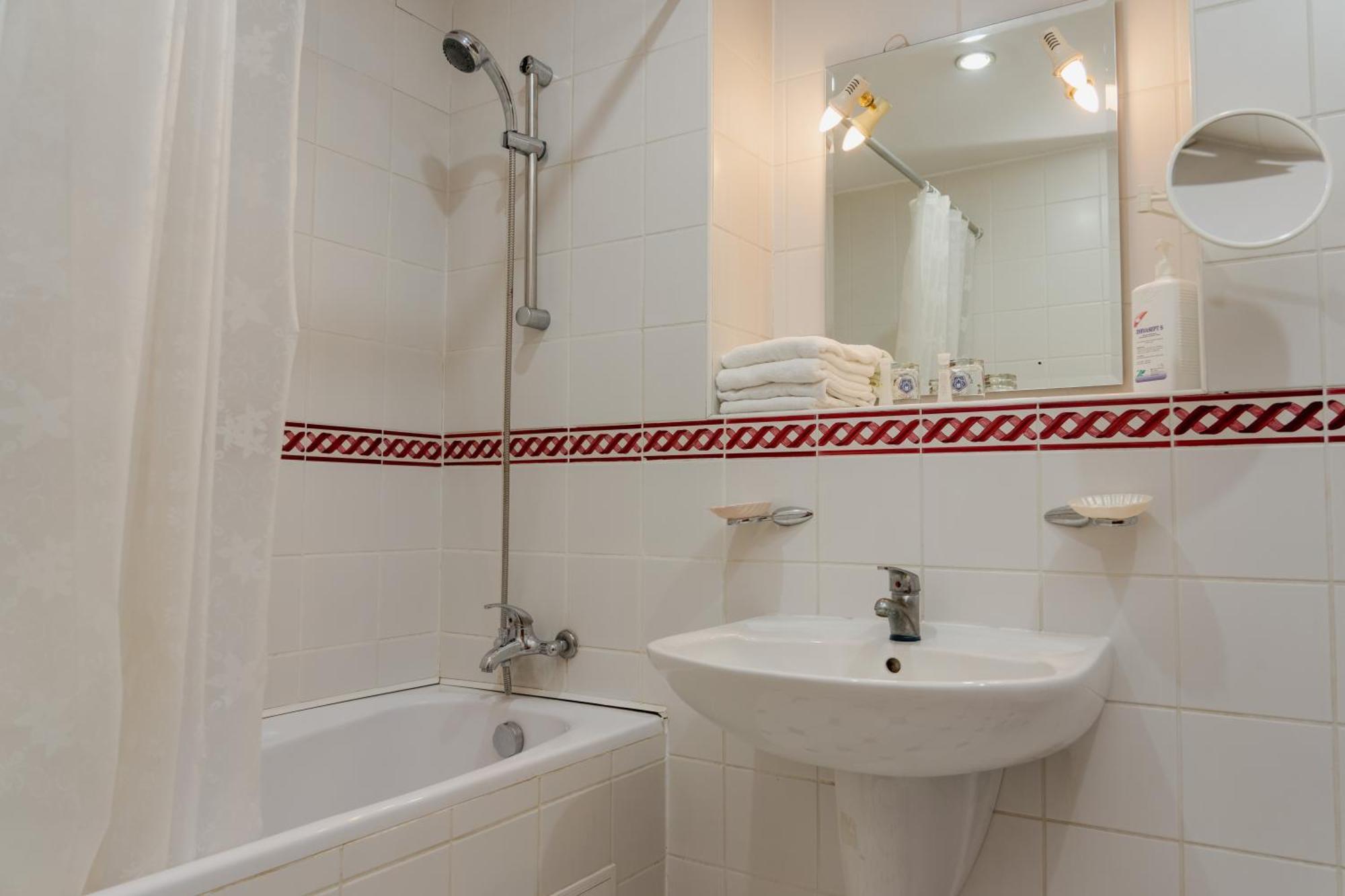 מלון סיגישוארה Casa Cu Cerb מראה חיצוני תמונה